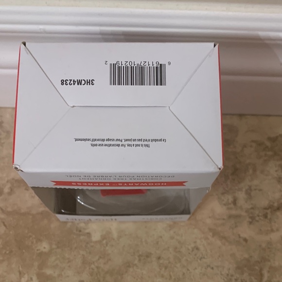 Hallmark Hogwarts Express Ornament Walmart Exclusive NEW Harry Potter - Picture 4 of 9